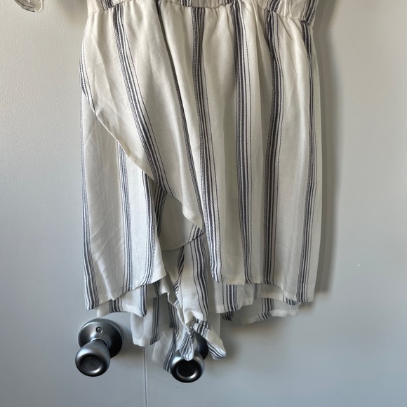 White Striped Romper - Picture 5 of 5